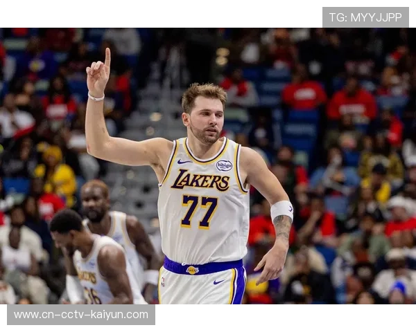 特纳封盖东契奇,雄鹿内线防守增强 特纳封盖东契奇,雄鹿内线防守增强